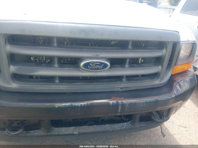 Продажа на аукционе авто 2001 Ford F-450 Xl/xlt, vin: 1FDXF46F81EB35906, номер лота: 44841933