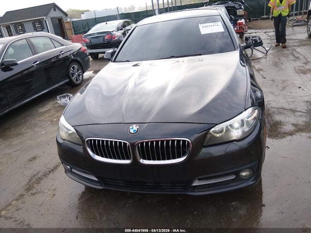 2015 Bmw 528i Xdrive მანქანა იყიდება აუქციონზე, vin: WBA5A7C50FD620932, აუქციონის ნომერი: 44841956