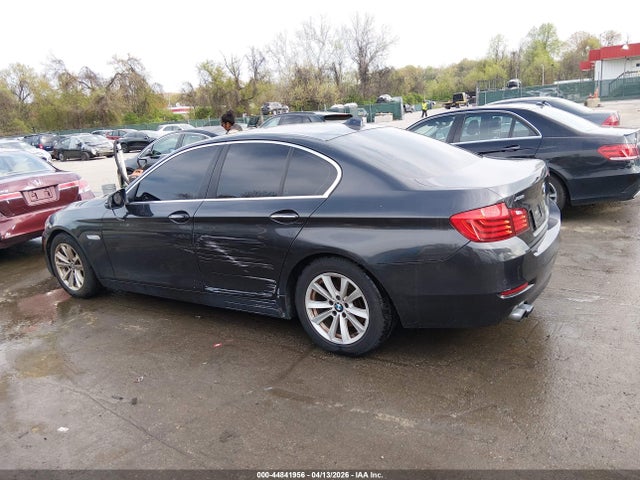 2015 Bmw 528i Xdrive მანქანა იყიდება აუქციონზე, vin: WBA5A7C50FD620932, აუქციონის ნომერი: 44841956