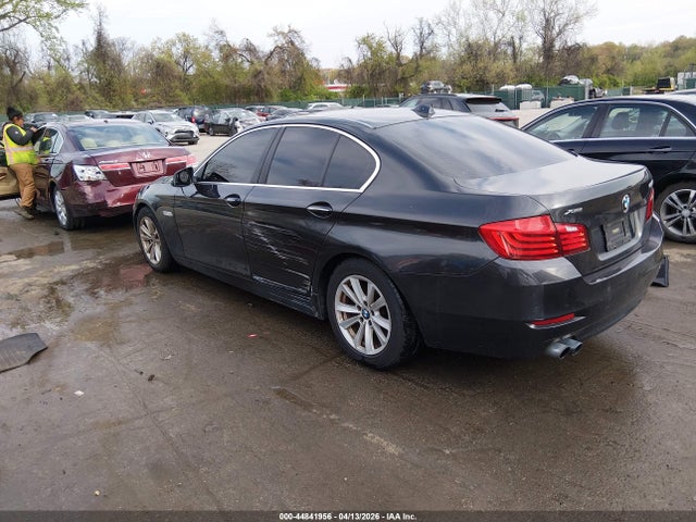 2015 Bmw 528i Xdrive მანქანა იყიდება აუქციონზე, vin: WBA5A7C50FD620932, აუქციონის ნომერი: 44841956