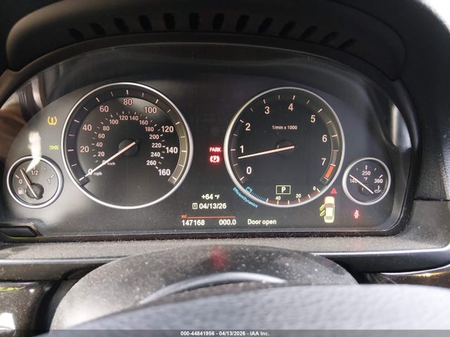 2015 Bmw 528i Xdrive მანქანა იყიდება აუქციონზე, vin: WBA5A7C50FD620932, აუქციონის ნომერი: 44841956