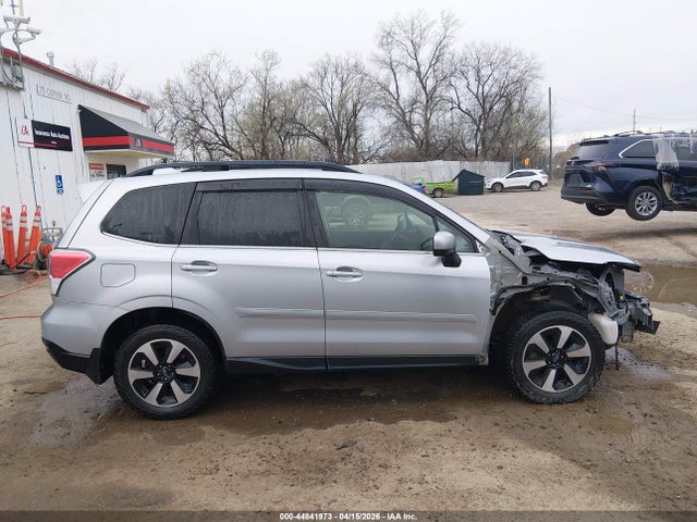 Продажа на аукционе авто 2018 Subaru Forester 2.5i Limited, vin: JF2SJARC5JH415716, номер лота: 44841973