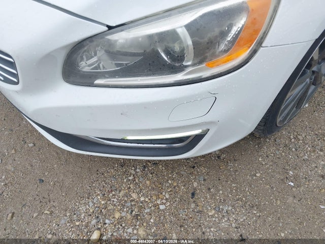 2015 VOLVO S60 YV126MFM8F1340549 Photo 5