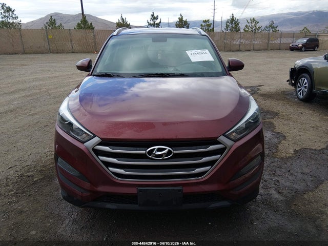 44842016 :رقم المزاد ، KM8J3CA43JU616408 vin ، 2018 Hyundai Tucson Sel مزاد بيع