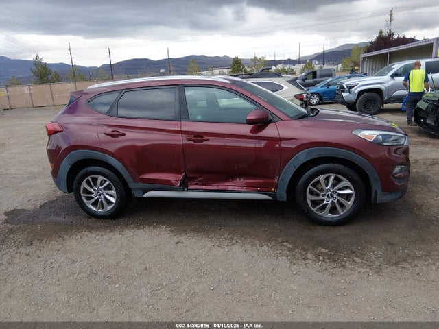 44842016 :رقم المزاد ، KM8J3CA43JU616408 vin ، 2018 Hyundai Tucson Sel مزاد بيع
