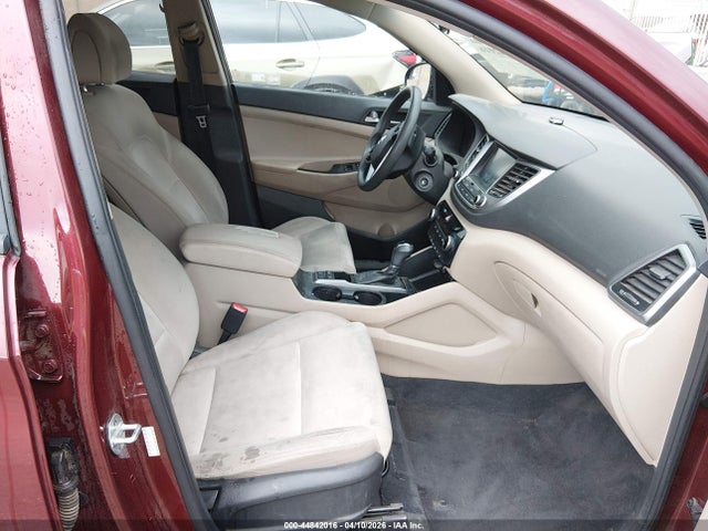 44842016 :رقم المزاد ، KM8J3CA43JU616408 vin ، 2018 Hyundai Tucson Sel مزاد بيع