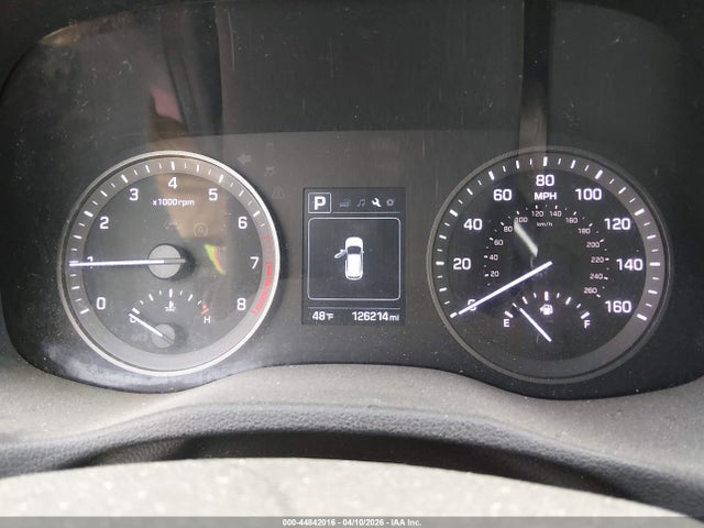 44842016 :رقم المزاد ، KM8J3CA43JU616408 vin ، 2018 Hyundai Tucson Sel مزاد بيع