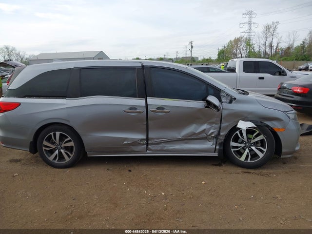 44842025 :رقم المزاد ، 5FNRL6H85MB035314 vin ، 2021 Honda Odyssey Touring مزاد بيع