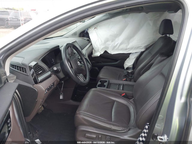 44842025 :رقم المزاد ، 5FNRL6H85MB035314 vin ، 2021 Honda Odyssey Touring مزاد بيع
