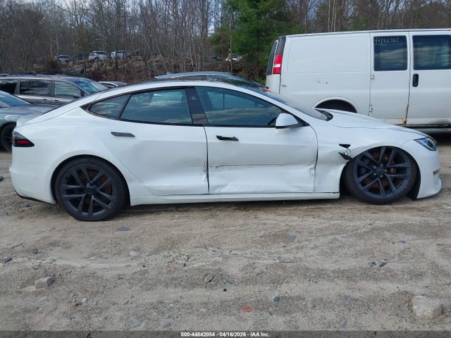 44842054 :رقم المزاد ، 5YJSA1E53NF478129 vin ، 2022 Tesla Model S Dual Motor All-wheel Drive مزاد بيع