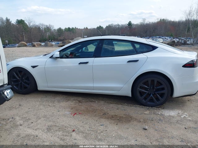 44842054 :رقم المزاد ، 5YJSA1E53NF478129 vin ، 2022 Tesla Model S Dual Motor All-wheel Drive مزاد بيع