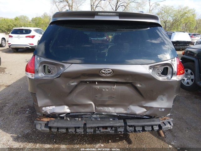 2011 Toyota Sienna Le V6 მანქანა იყიდება აუქციონზე, vin: 5TDKK3DC9BS055202, აუქციონის ნომერი: 44842060