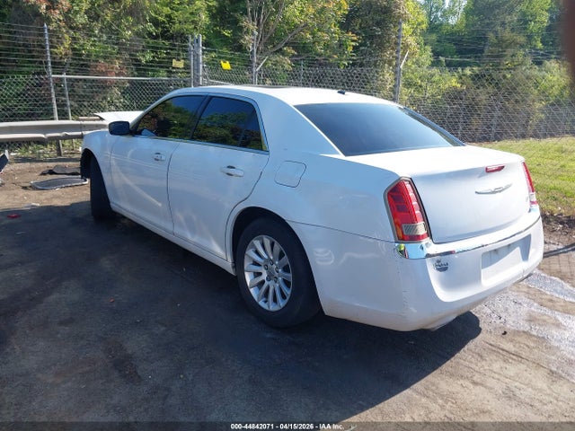 2013 Chrysler 300 Motown მანქანა იყიდება აუქციონზე, vin: 2C3CCAAG6DH735819, აუქციონის ნომერი: 44842071