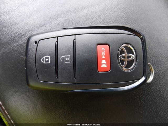 7MUCAAAG7TV151923 Toyota Corolla Cross Le