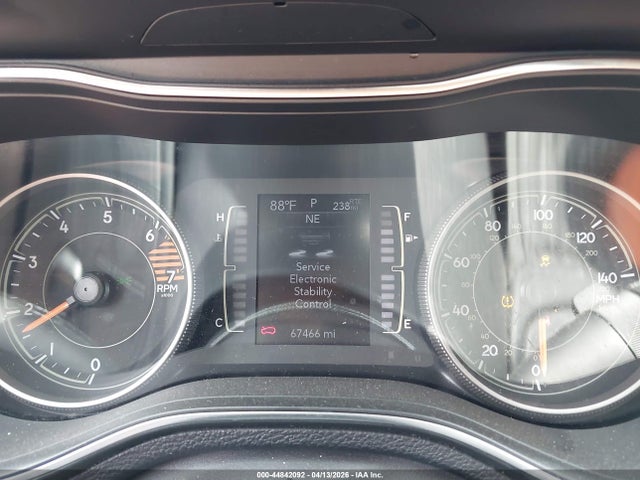 Продажа на аукционе авто 2019 Jeep Cherokee Latitude Plus Fwd, vin: 1C4PJLLB5KD278494, номер лота: 44842092