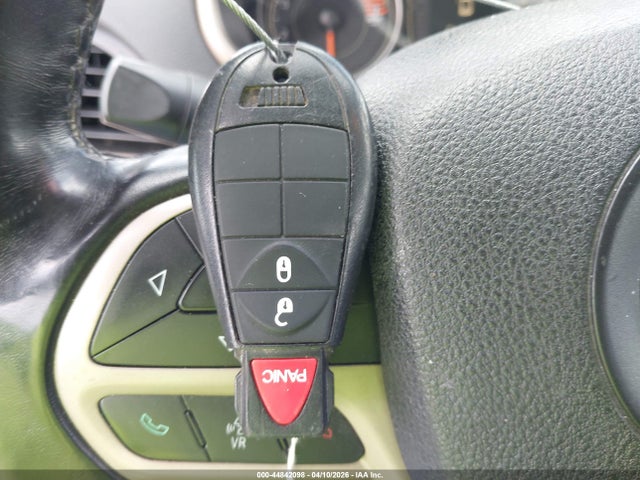 44842098 :رقم المزاد ، 1C4PJLCB7HW586909 vin ، 2017 Jeep Cherokee Latitude Fwd مزاد بيع