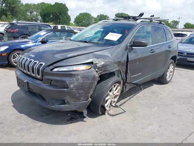 44842098 :رقم المزاد ، 1C4PJLCB7HW586909 vin ، 2017 Jeep Cherokee Latitude Fwd مزاد بيع