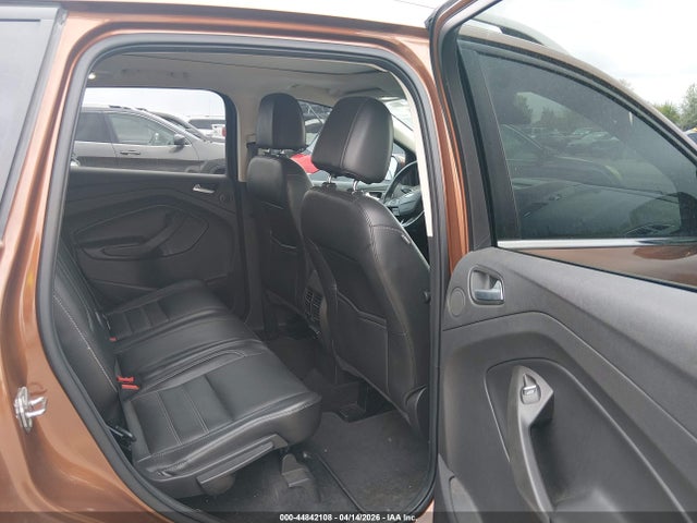 44842108 :رقم المزاد ، 1FMCU9J9XHUD11244 vin ، 2017 Ford Escape Titanium مزاد بيع