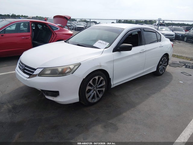 44842129 :رقم المزاد ، 1HGCR2F54FA139456 vin ، 2015 Honda Accord Sport مزاد بيع