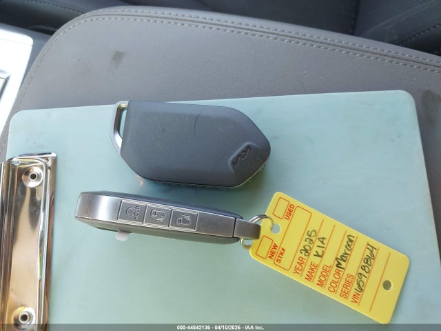 Продажа на аукционе авто 2026 Kia Carnival Mpv Ex, vin: KNDNC5K35T6598864, номер лота: 44842136