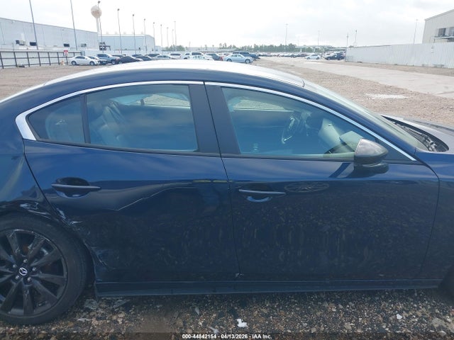 2024 Mazda Mazda3 2.5 S Select Sport მანქანა იყიდება აუქციონზე, vin: 3MZBPABM1RM427172, აუქციონის ნომერი: 44842154