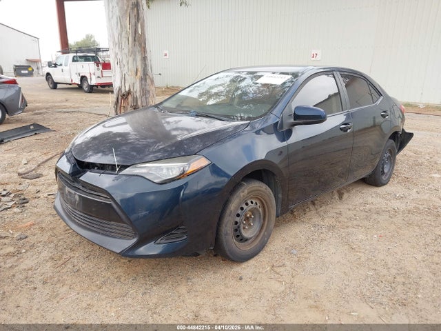 Toyota COROLLA LE 2019 2T1BURHE7KC155221 Image 2