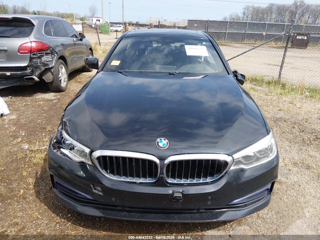 2017 Bmw 530i Xdrive მანქანა იყიდება აუქციონზე, vin: WBAJA7C31HG457903, აუქციონის ნომერი: 44842232