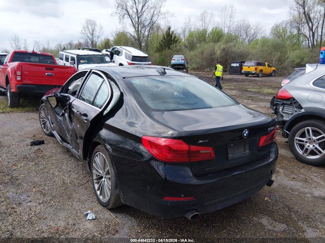 2017 Bmw 530i Xdrive მანქანა იყიდება აუქციონზე, vin: WBAJA7C31HG457903, აუქციონის ნომერი: 44842232