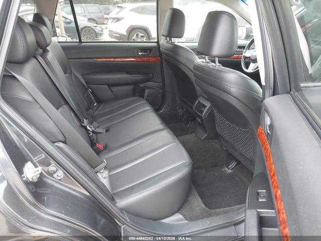 Продаж на аукціоні авто 2011 Subaru Outback 2.5i Limited, vin: 4S4BRBKC6B3438584, номер лоту: 44842242