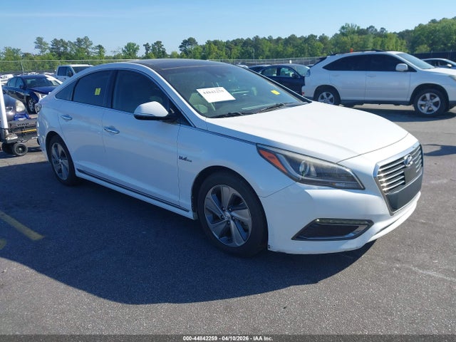 2017 HYUNDAI SONATA HYBRID KMHE34L39HA069670