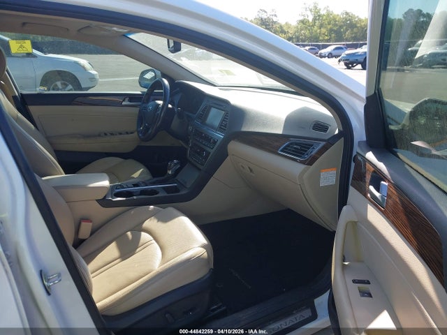 2017 HYUNDAI SONATA HYBRID KMHE34L39HA069670 Photo 4
