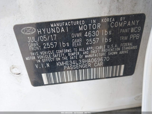 2017 HYUNDAI SONATA HYBRID KMHE34L39HA069670 Photo 8