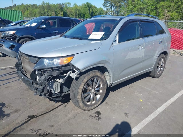 2013 Kia Sorento Sx მანქანა იყიდება აუქციონზე, vin: 5XYKW4A2XDG334678, აუქციონის ნომერი: 44842273