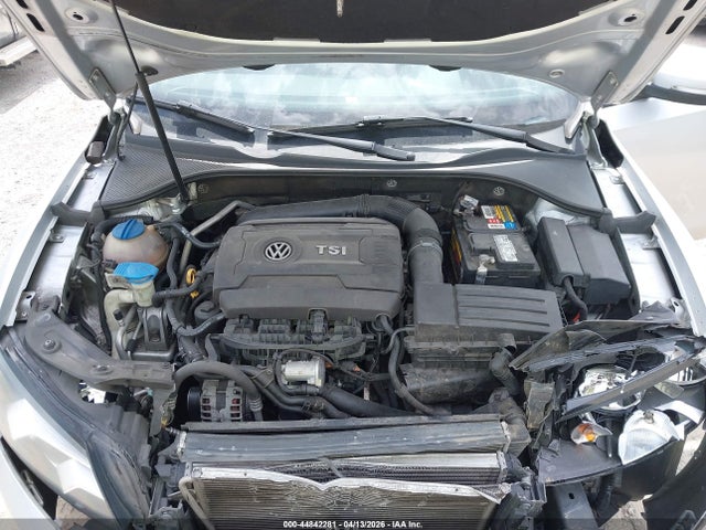 2015 Volkswagen Passat 1.8t S მანქანა იყიდება აუქციონზე, vin: 1VWAT7A32FC018064, აუქციონის ნომერი: 44842281