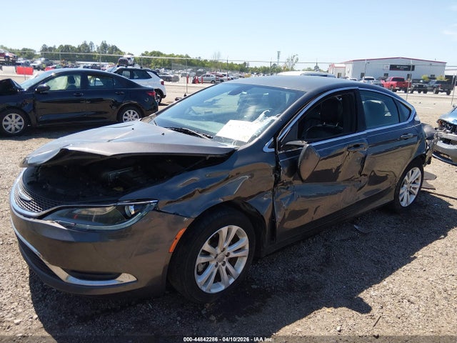2017 Chrysler 200 Limited Platinum მანქანა იყიდება აუქციონზე, vin: 1C3CCCAB9HN511800, აუქციონის ნომერი: 44842286