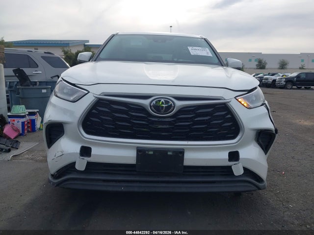 5TDCZRAH6LS026843 Toyota Highlander L
