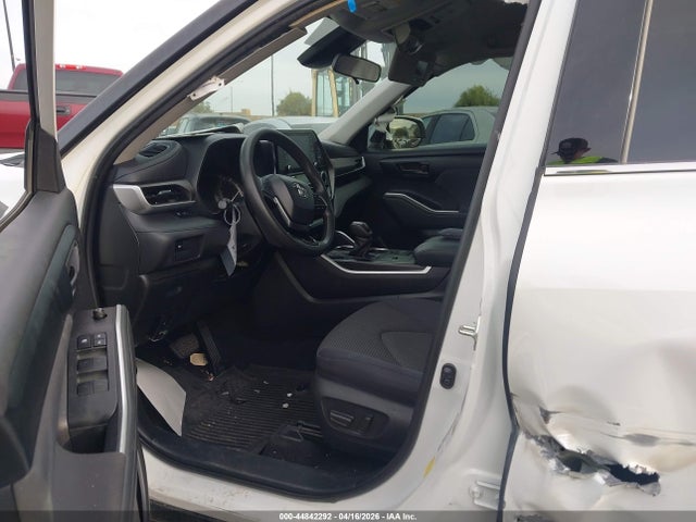 5TDCZRAH6LS026843 Toyota Highlander L