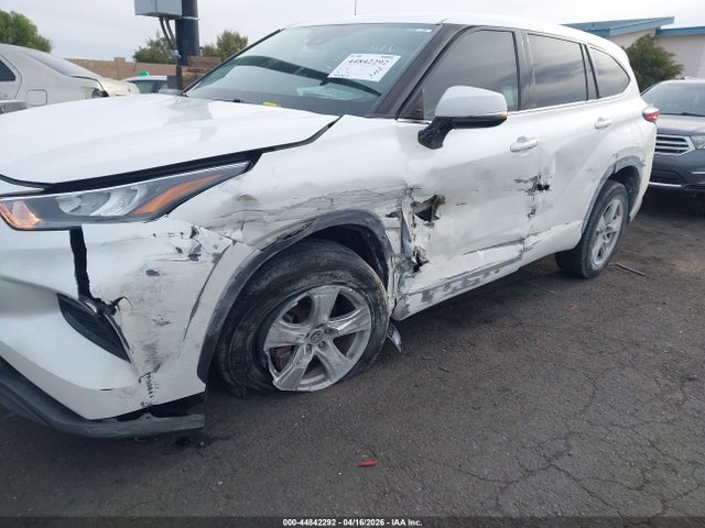 5TDCZRAH6LS026843 Toyota Highlander L