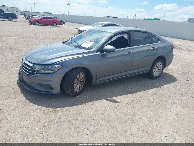 Продаж на аукціоні авто 2019 Volkswagen Jetta 1.4t R-line/1.4t S/1.4t Se, vin: 3VWCB7BU8KM268095, номер лоту: 44842310