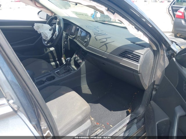 Продаж на аукціоні авто 2019 Volkswagen Jetta 1.4t R-line/1.4t S/1.4t Se, vin: 3VWCB7BU8KM268095, номер лоту: 44842310
