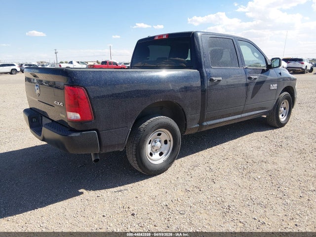 1C6RR7KG6JS188827 RAM 1500 Tradesman 4x4 5&#039;7 Box