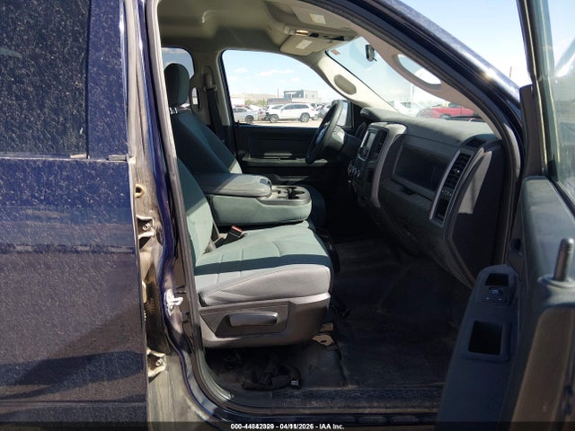 1C6RR7KG6JS188827 RAM 1500 Tradesman 4x4 5&#039;7 Box