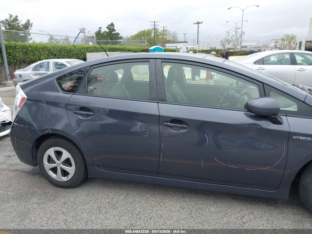 JTDKN3DUXF1994622 Toyota Prius Four