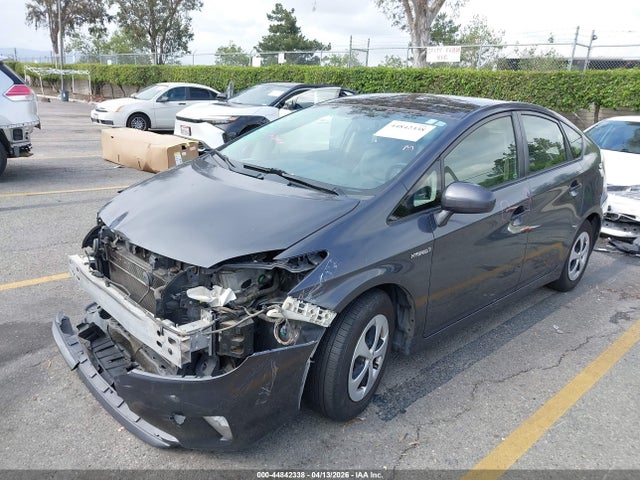 JTDKN3DUXF1994622 Toyota Prius Four