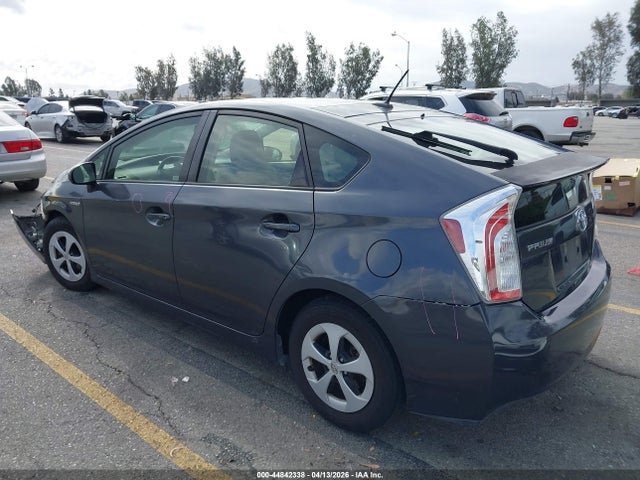 JTDKN3DUXF1994622 Toyota Prius Four