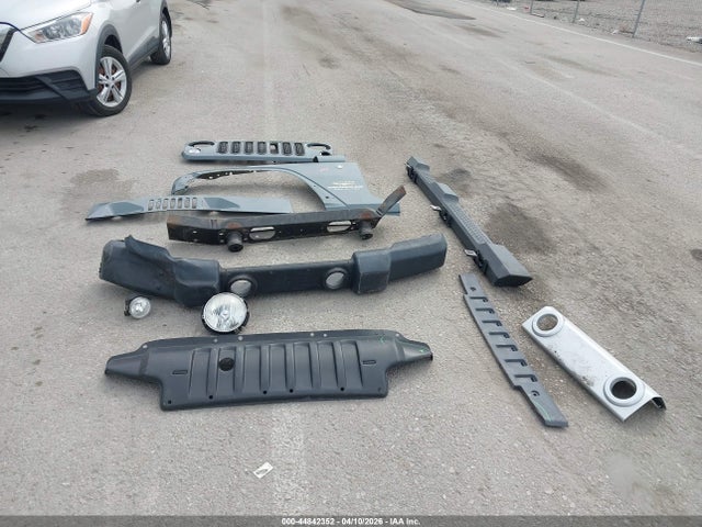 2014 Jeep Wrangler Unlimited Sahara მანქანა იყიდება აუქციონზე, vin: 1C4BJWEG8EL213847, აუქციონის ნომერი: 44842352