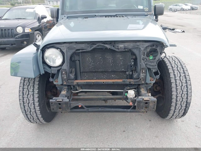 2014 Jeep Wrangler Unlimited Sahara მანქანა იყიდება აუქციონზე, vin: 1C4BJWEG8EL213847, აუქციონის ნომერი: 44842352