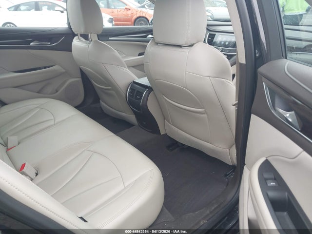 44842354 :رقم المزاد ، 1G4ZN5SS7HU201821 vin ، 2017 Buick Lacrosse Preferred مزاد بيع