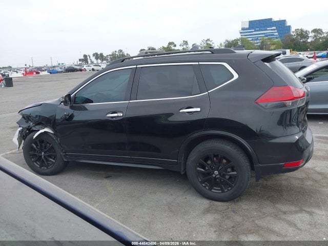5N1AT2MT0JC745953 Nissan ROGUE SV