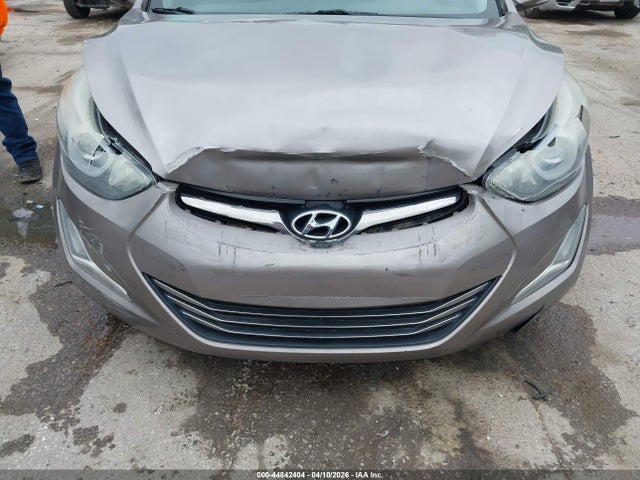 Aukcja sprzedaży 2016 Hyundai Elantra Limited, vin: 5NPDH4AE5GH712660, numer aukcji: 44842404